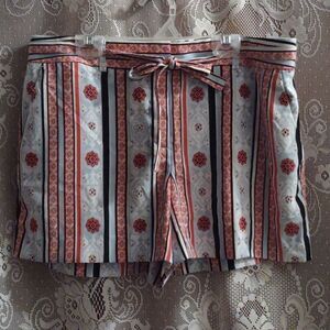 The Loft Women's Size 8 Red Blue‎ Cream Floral Stripe Shorts Zip lightweight